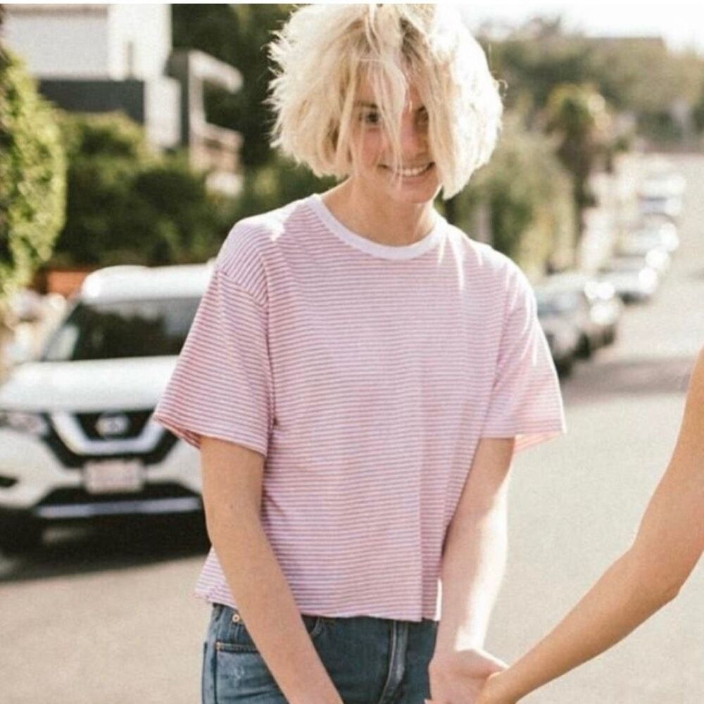 ✨Brandy Melville Pink & White Striped Aleena Sz One Size Top✨